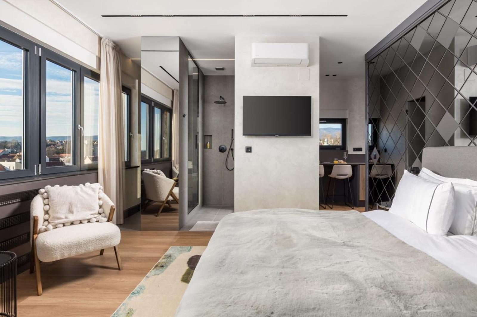 Apartament View Of *